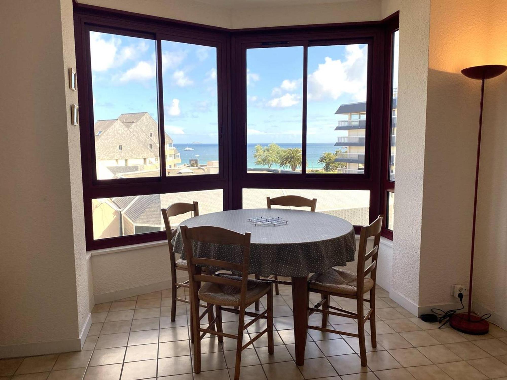 Appartement A 200M De La Plage Avec 2 Chambres Et Garage A Perros-Guirec - Fr-1-368-422 Luaran gambar